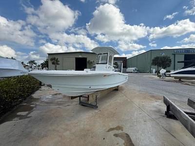 BOATZON | Robalo 246 Cayman 2019