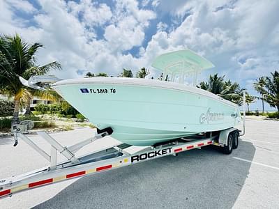 BOATZON | ROBALO BOATS R242 2022 BOATZON | ROBALO BOATS R242 2022
