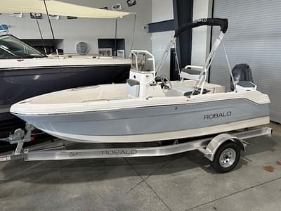 BOATZON | Robalo R160 2025