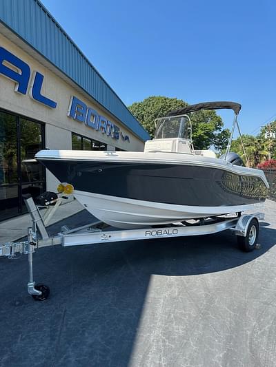 BOATZON | Robalo R180 Center Console 2023