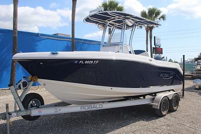 BOATZON | Robalo R200 2022 BOATZON | Robalo R200 2022