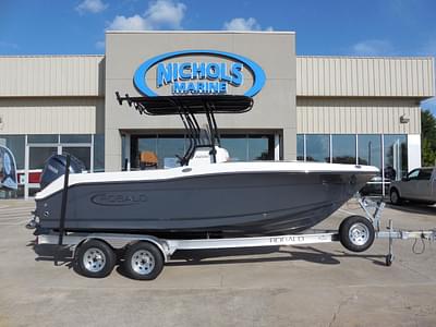 BOATZON | 2025 Robalo R200