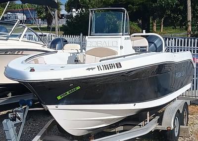 BOATZON | Robalo R200 Center Console 2012