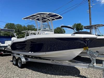 BOATZON | 2023 Robalo R200 Center Console