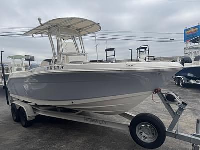 BOATZON | 2019 Robalo R202 Explorer BOATZON | 2019 Robalo R202 Explorer