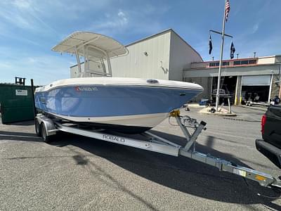 BOATZON | 2023 Robalo R202EX