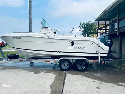 BOATZON | Robalo R220