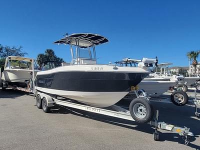 BOATZON | Robalo R222 2016