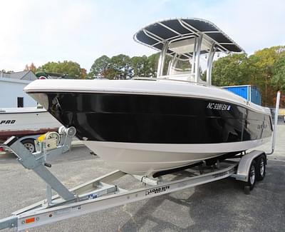 BOATZON | Robalo R222 2018