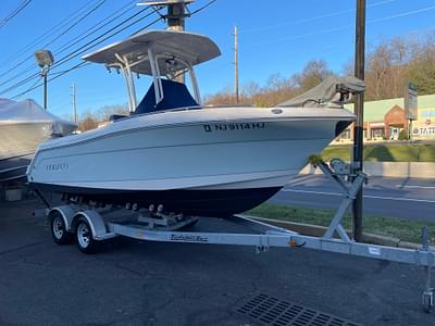 BOATZON | Robalo R222 Center Console 2017