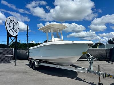 BOATZON | Robalo R222 Center Console 2021