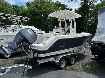 BOATZON | Robalo R222 Center Console 2024