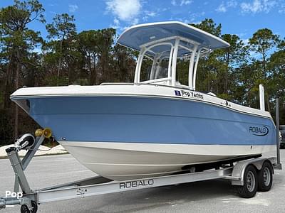 BOATZON | Robalo R222 Explorer