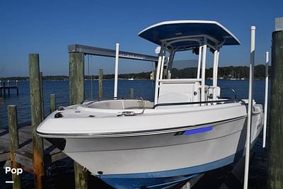 BOATZON | Robalo R222