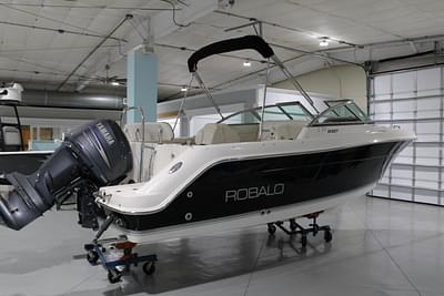 BOATZON | Robalo R227 Dual Console 2005