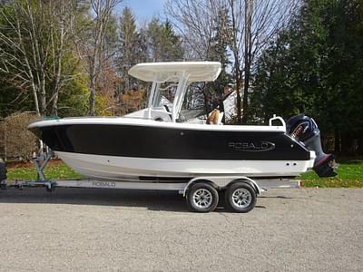 BOATZON | Robalo R230 2024