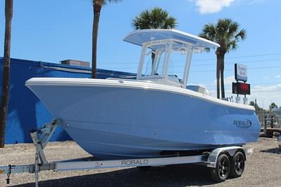 BOATZON | Robalo R230 2025 BOATZON | Robalo R230 2025
