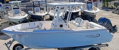 BOATZON | Robalo R230 CC 2025 BOATZON | Robalo R230 CC 2025