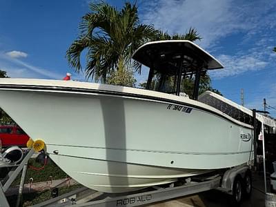 BOATZON | Robalo R230 Center Console 2022