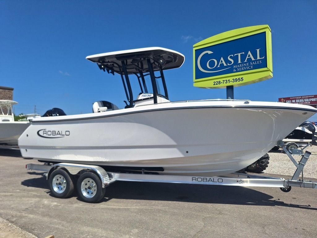 2024 Robalo R232EX - Sold Boat