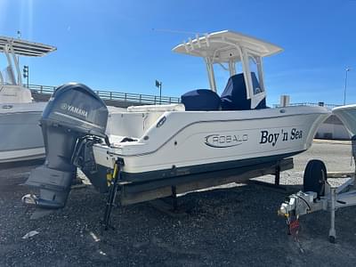 BOATZON | Robalo R242 Center Console 2019