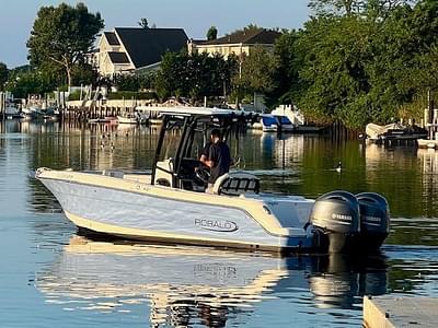 BOATZON | 2023 Robalo R242 Center Console BOATZON | 2023 Robalo R242 Center Console