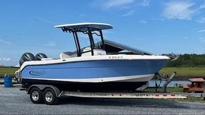 BOATZON | Robalo R242 Center Console 2023