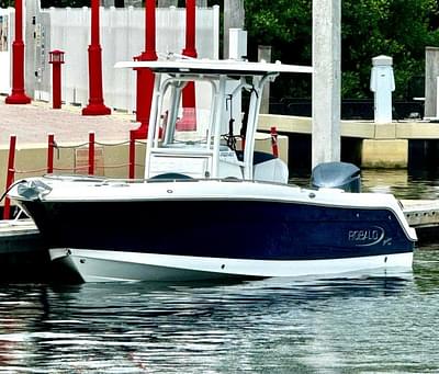 BOATZON | Robalo R242EX 2019