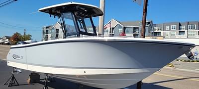 BOATZON | Robalo R250 2023