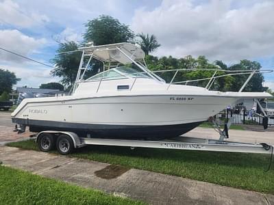 BOATZON | Robalo R265 Walk Around 1999