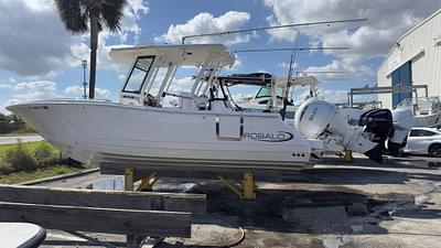 BOATZON | Robalo R270 Center Console 2024