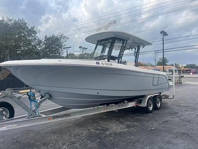 BOATZON | Robalo R272 Center Console 2020