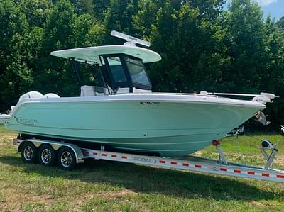 BOATZON | Robalo R272 Center Console 2021