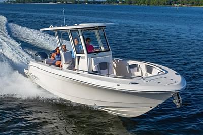 BOATZON | Robalo R272 Center Console 2023