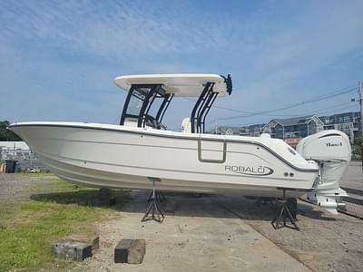 BOATZON | Robalo R302 2024