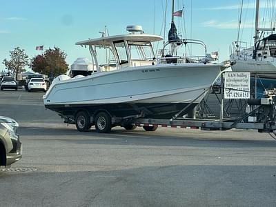 BOATZON | Robalo R302 Center Console 2018