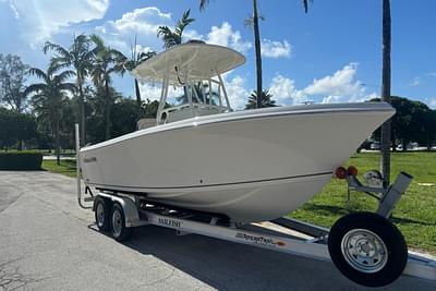 BOATZON | 2023 Sailfish 220 CC