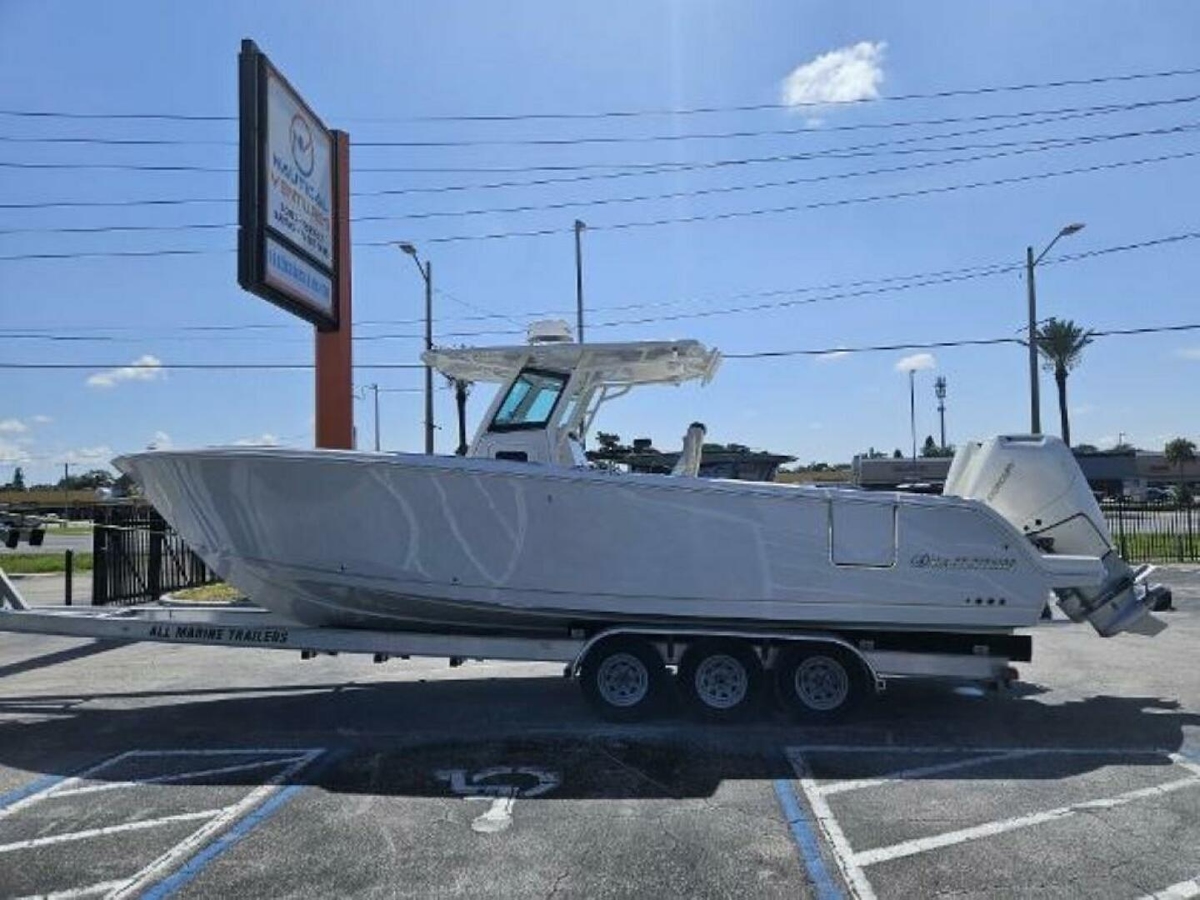 2024 Sailfish 312CC - Sold Boat
