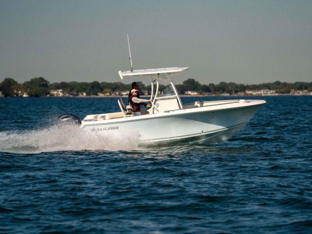 2023 Sailfish® 220 CC - Sold Boat