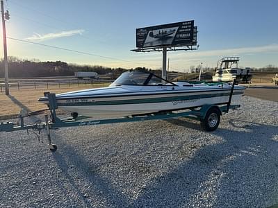 BOATZON | Sanger Boats 2000 DXII Barefooter 2000