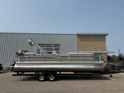 BOATZON | 2002 Sanpan 2500