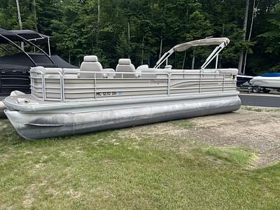 BOATZON | Sanpan Boats 2500 RE 2002