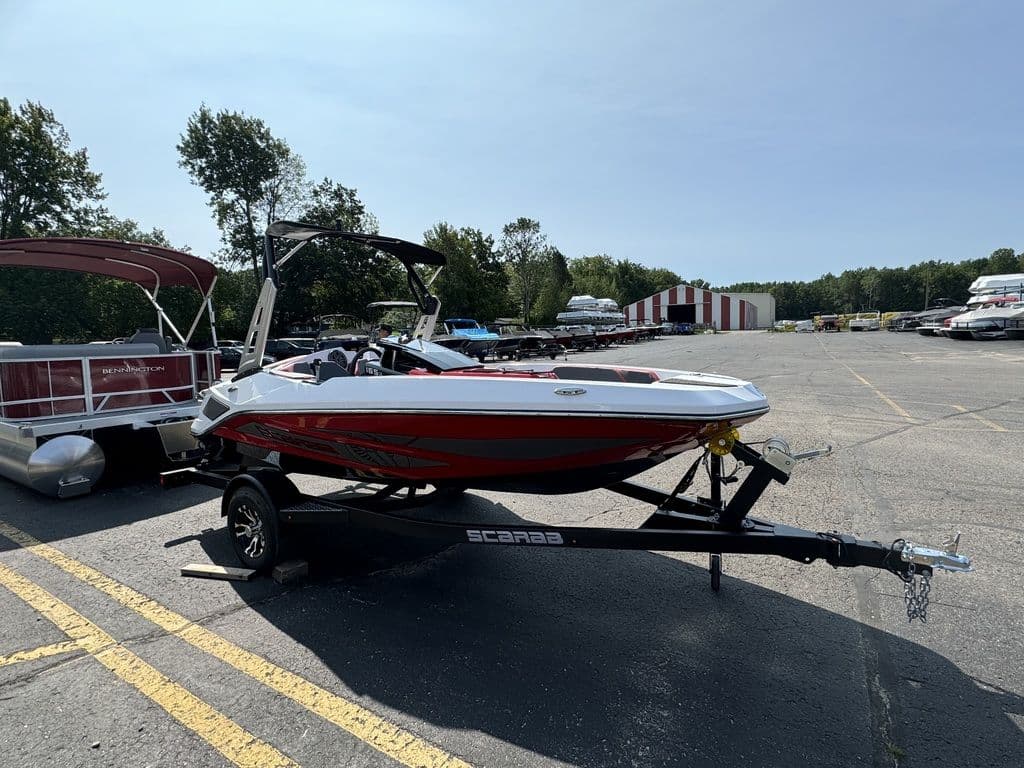 Scarab 165 LX 2025