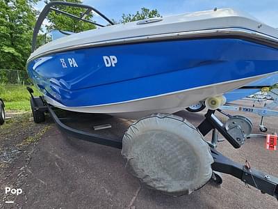 BOATZON | Scarab 215 HO Impulse BOATZON | Scarab 215 HO Impulse