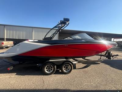 BOATZON | 2016 Scarab 255