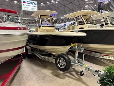 BOATZON | Scout Boats 215 XSF 2025