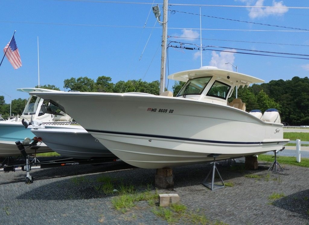 2022 Scout Boats 305 LXF - Sold Boat