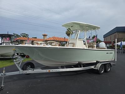 BOATZON | Sea Born LX22 Center Console 2025
