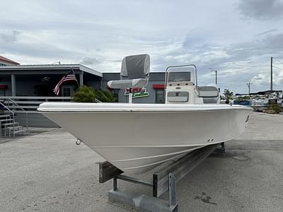 BOATZON | Sea Chaser 21 LX 2025