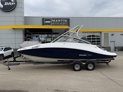 BOATZON | Sea-Doo Challenger 2008